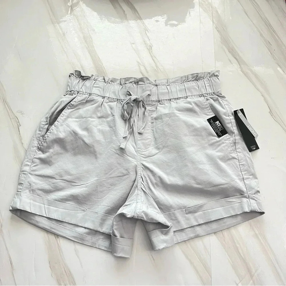 Stitch Star Missy Shorts Size Small Pull-On Paper Bag Waist Style Light Gray